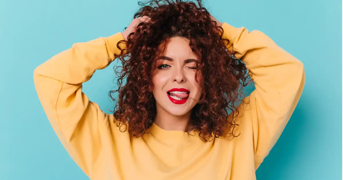 Curly Hair: 7 Best Tips for Gorgeous Curls (Avoid These Common Mistakes!)