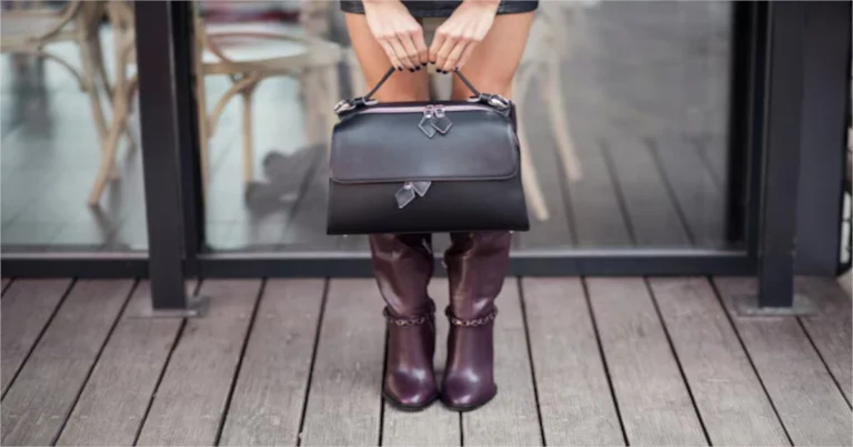 Purses for Work: Choosing the Perfect Professional Bag to Complement Your Career